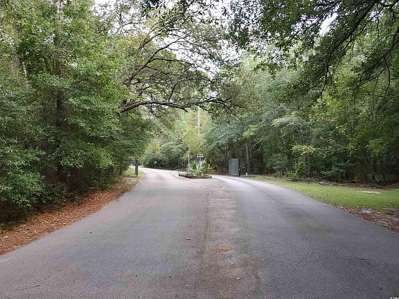 3rd image of lot 16 Lendrim Lake Dr.