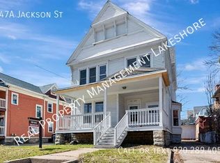 647A Jackson St, Oshkosh, WI 54901