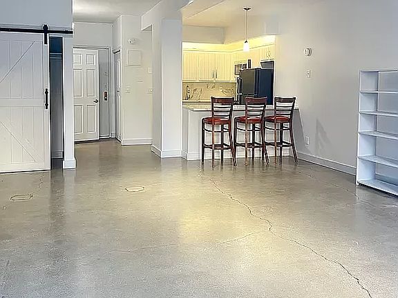2nd image of 529 W 42nd St APT 7H