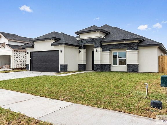 2nd image of 3727 Avenida Residencial