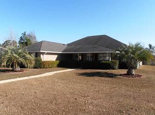 1558 Pelican Bayou Dr, Biloxi, MS 39532