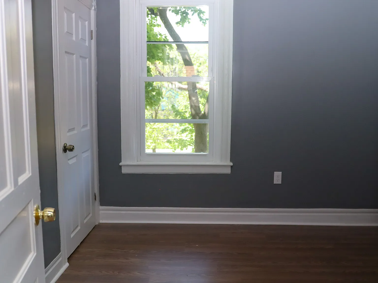 4 bed, 1.0 bath, 1762 sqft, $1,550 — Photo 4
