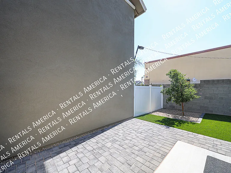 16875 N 12th St #33 — Photo 50