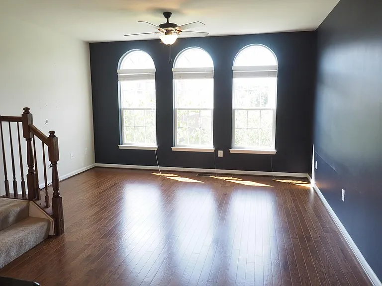 Windows all have privacy blinds.