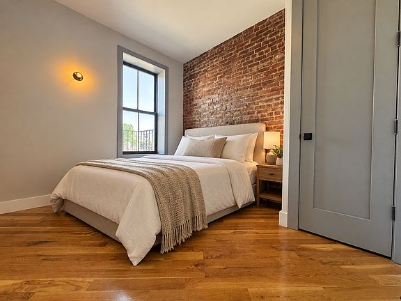 3rd image of 190 Utica Ave #3D