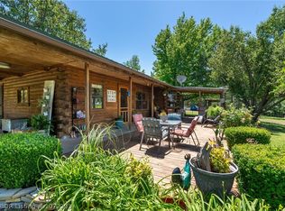 39856 Round Mountain Ln, Howe, OK 74940