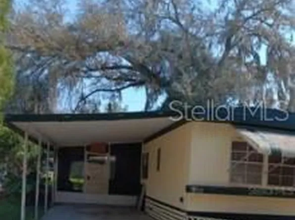 5032 Court St, Zephyrhills, FL 33542