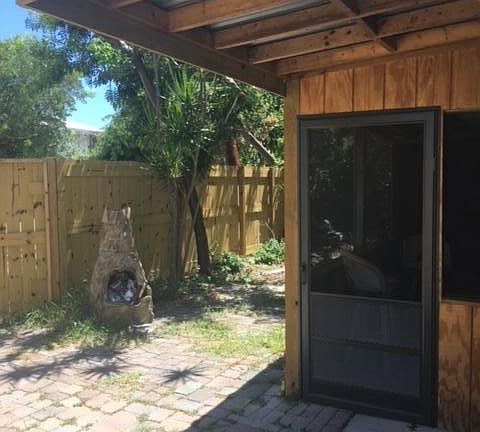 2nd image of 296 Tavernier St