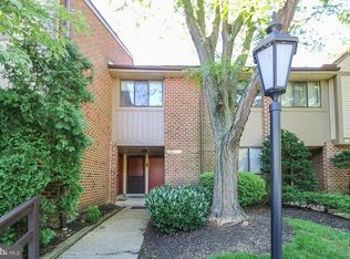 304B Cypress Point Cir #B, Mount Laurel, NJ 08054