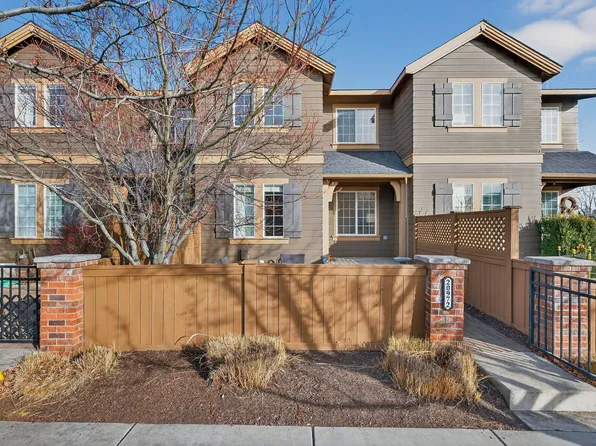 20972 NE High Desert Ln, Bend, OR 97701