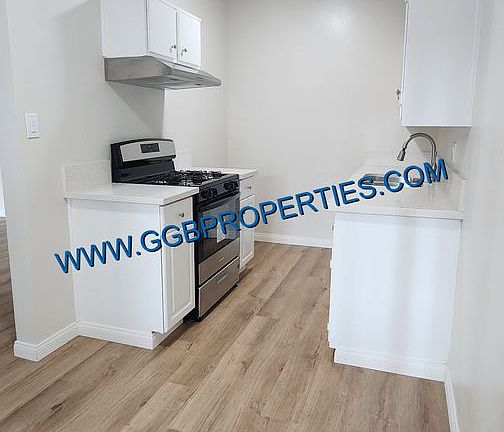 5th image of 8160-8168 Orangewood Ave #81605