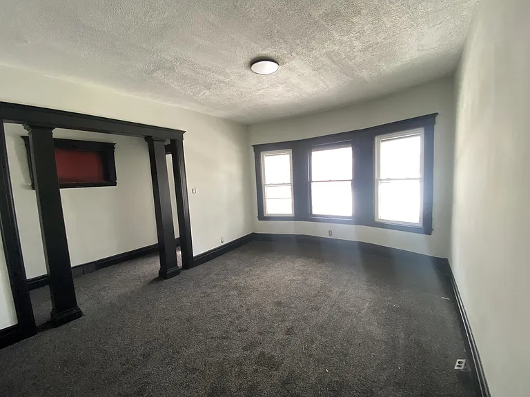 2903 Sheridan St — Photo 12