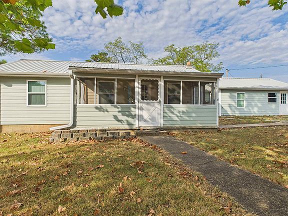 3rd image of 841 Fout Rd