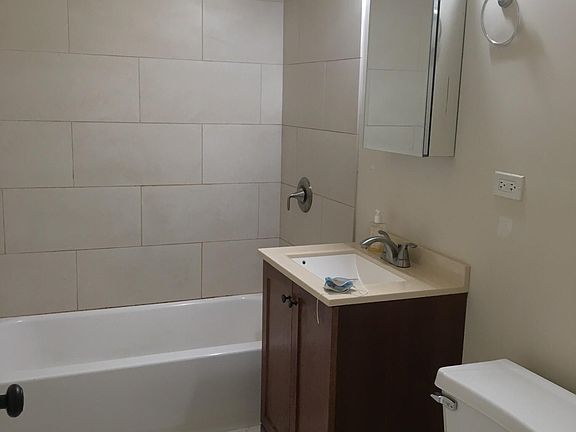 5th image of 2179 W Giddings St #3A