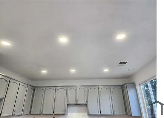1422 Greenwillow Way — Photo 5