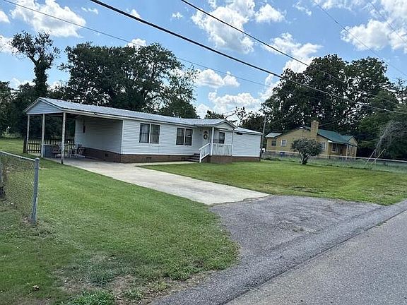 2nd image of 514 Old Trail Rd
