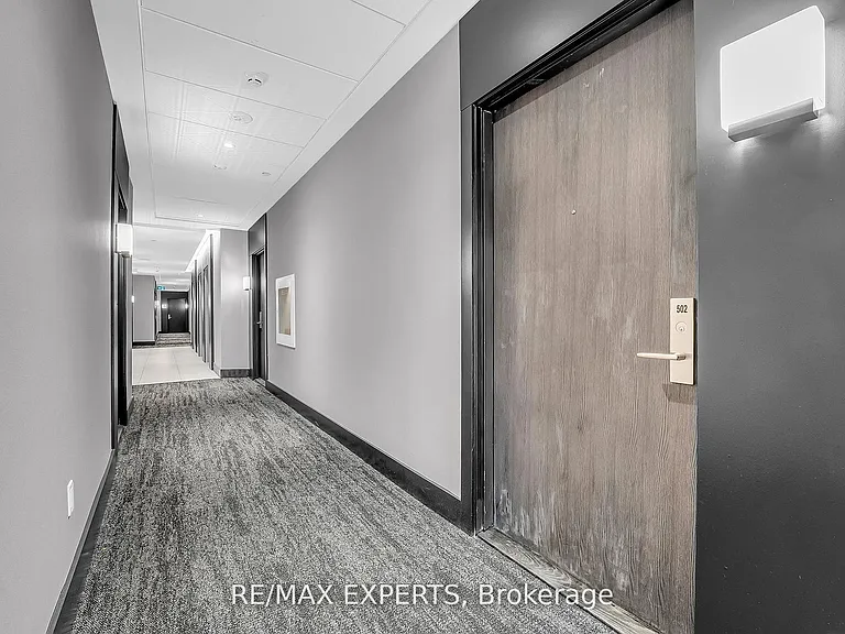 55 Duke St W #502 — Photo 28