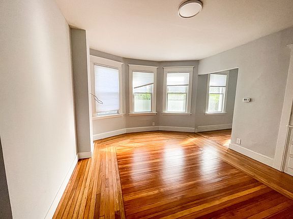 3rd image of 610 Orange St #2