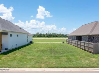 108 Village Ln, Lafayette, LA 70506