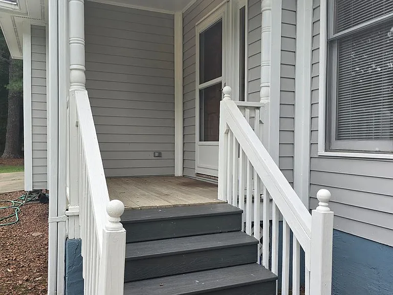 215 Mill Pond Rd — Photo 7