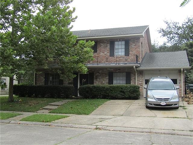 1st image of 2811 Chelsea Dr