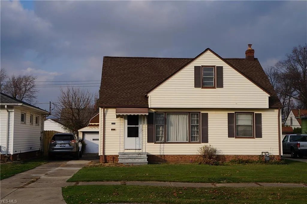 1016 Meadowlawn Blvd photo 1