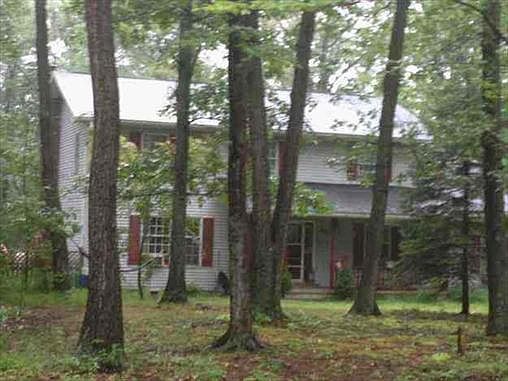 1st image of 14 Crestwood Ct