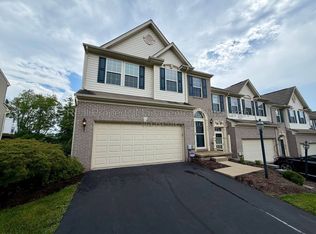242 Corey Dr, Gibsonia, PA 15044