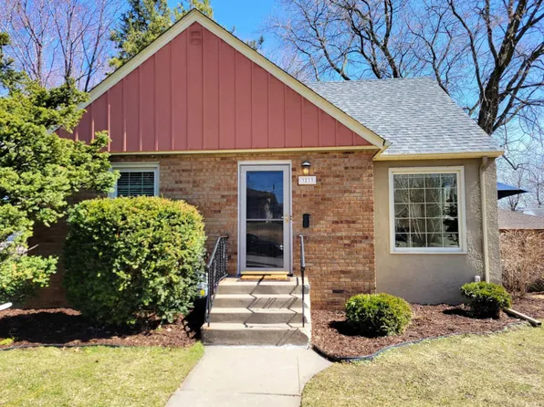 3233 Hayes St NE, Minneapolis, MN 55418
