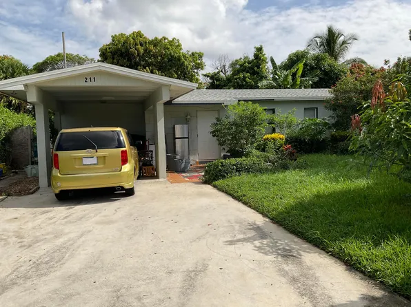 211 NE 27TH Avenue, Boynton Beach, FL 33435