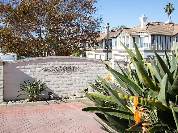 Saxony at Encinitas Ranch Community