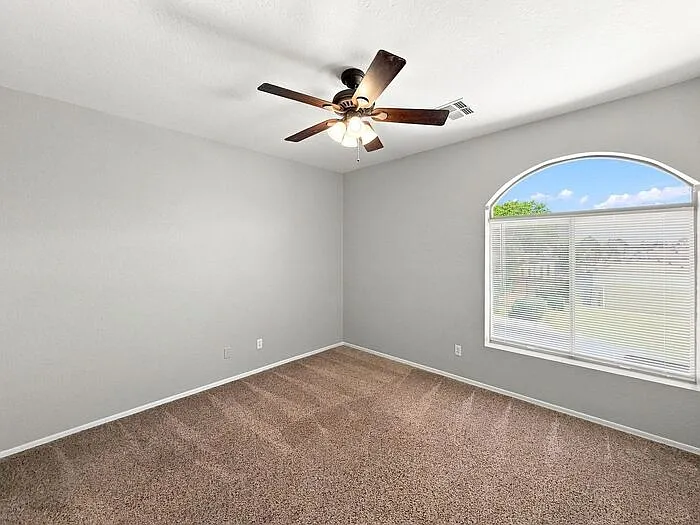 2181 E Westchester Dr — Photo 31