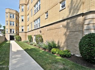 3222 W Beach Ave APT 1C, Chicago, IL 60651
