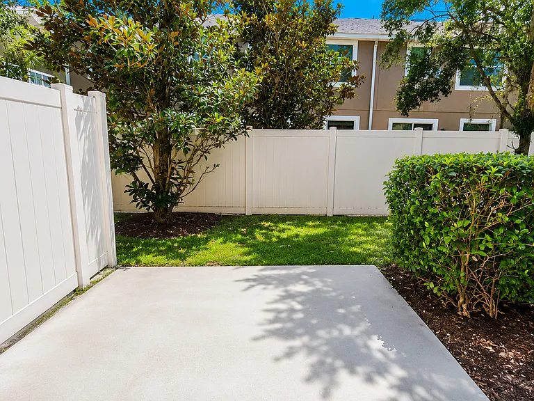9551 Silver Buttonwood St — Photo 14