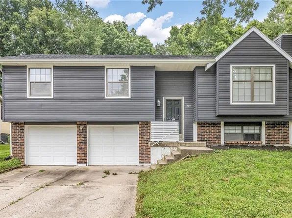 1405 N Millburn Ave, Independence, MO 64056