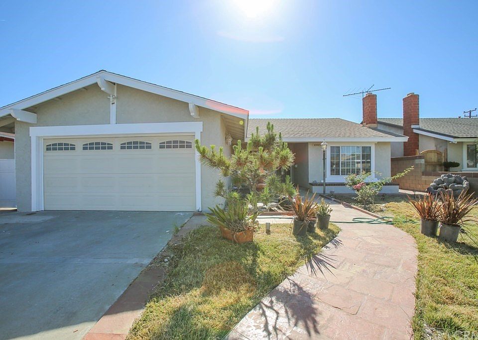 1st image of 22025 Lostine Ave