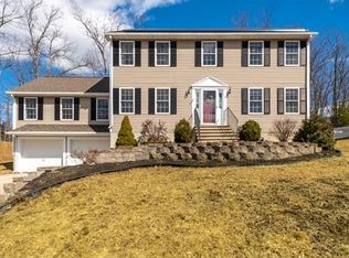3 Megan Cir, Clinton, MA 01510
