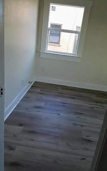 Entrance to bedroom