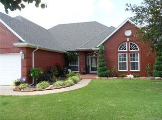 5 River Oaks, McAlester, OK 74501