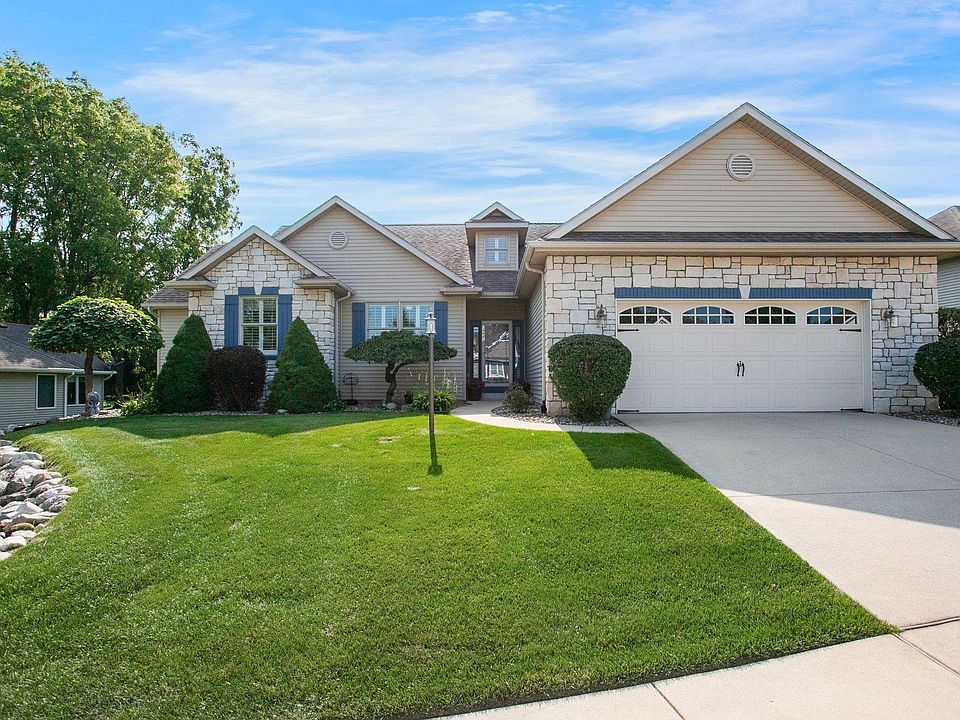 1st image of 24642 Rolling Oak Dr