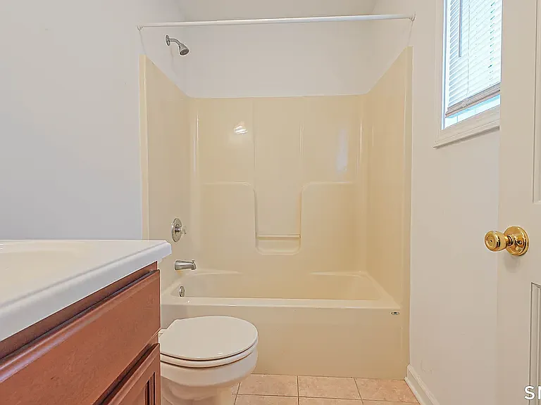 45 Daytona St — Photo 24