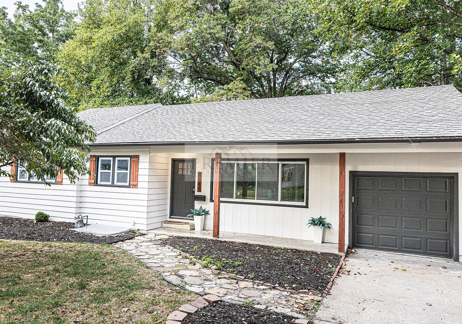 4 bedroom/ 3 bath-Beautiful Rehabbed home for rent - - Rent $3200 - 8340 Riggs Overland Park KS 6... — Photo 1