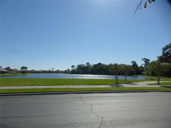 3rd image of 318 Crystal River Dr