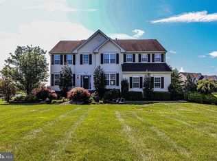 1 Saint Johns Ln, Lambertville, NJ 08530