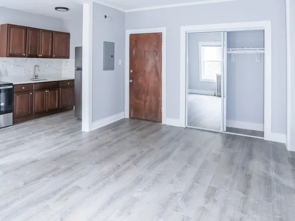 6950 N Ashland Blvd #310, Chicago, IL 60626