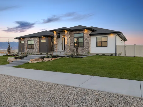 614 E Shelley Way #215, Grantsville, UT 84029