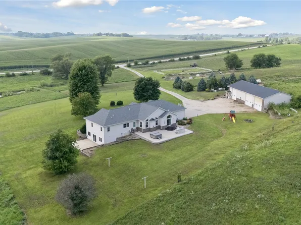 1268 Falcon Ave NW, Swisher, IA 52338