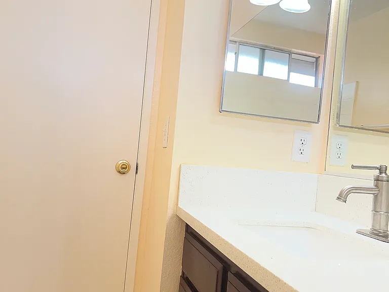 16183 Harvey Dr — Photo 32