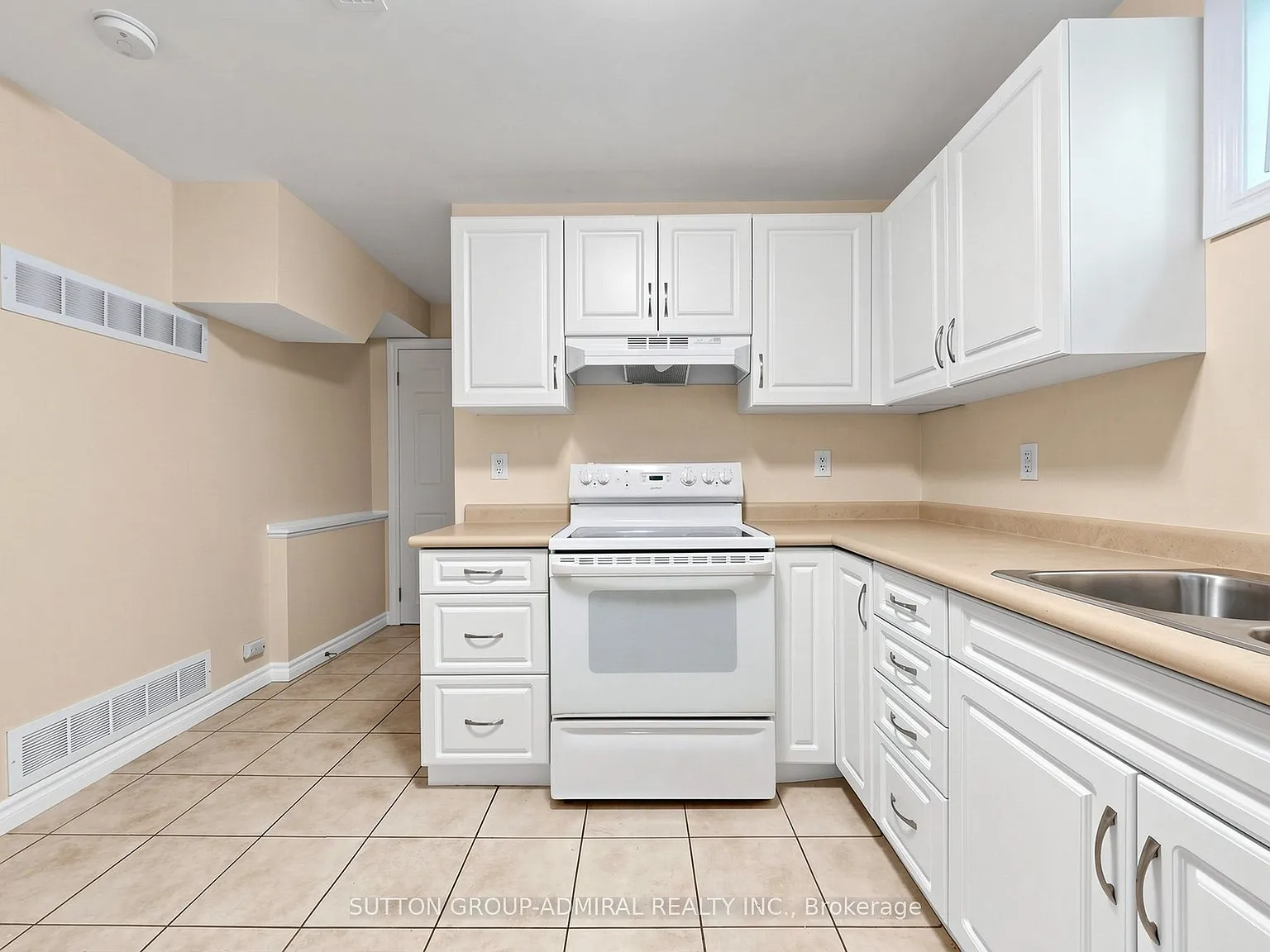 2 bed, $2,000 — Photo 4