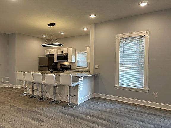 5th image of 508 E Laurel St #2